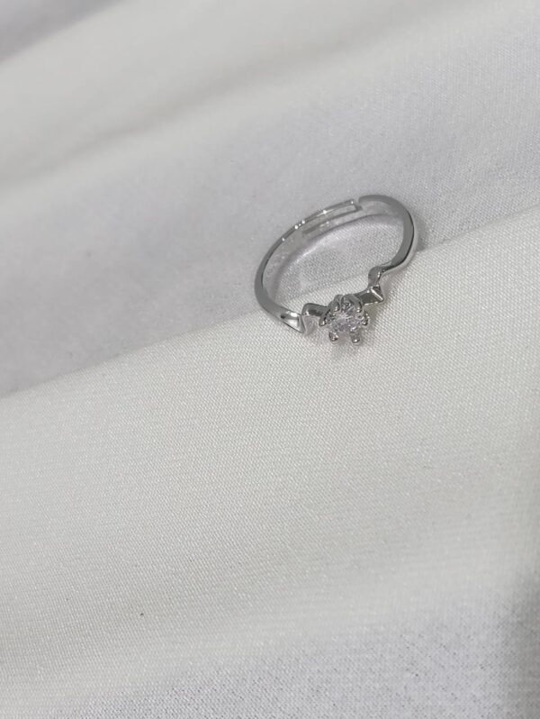 Elegant Twisted Band Ring