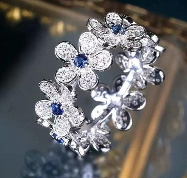 Flower Ring Adjustable