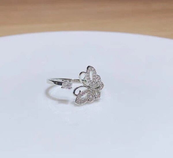 Butterfly Ring Adjustable