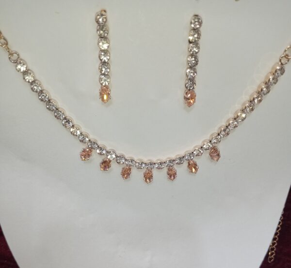 Elegant Rose Gold Jewelry Set - Image 2
